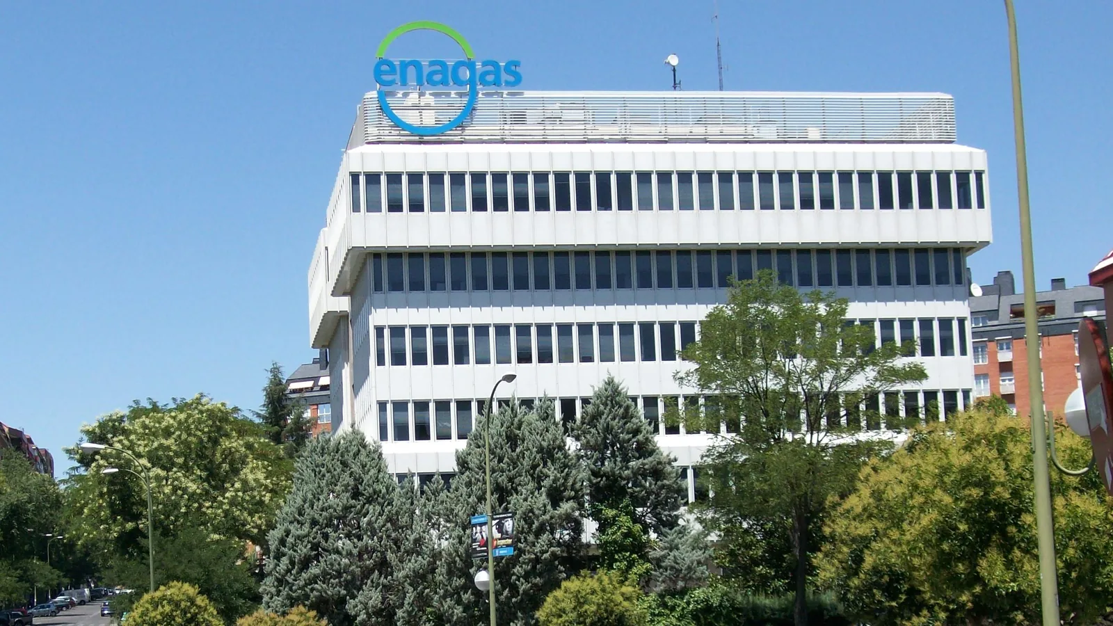 Enagás gana un 22 % menos y mantiene el euro de dividendo